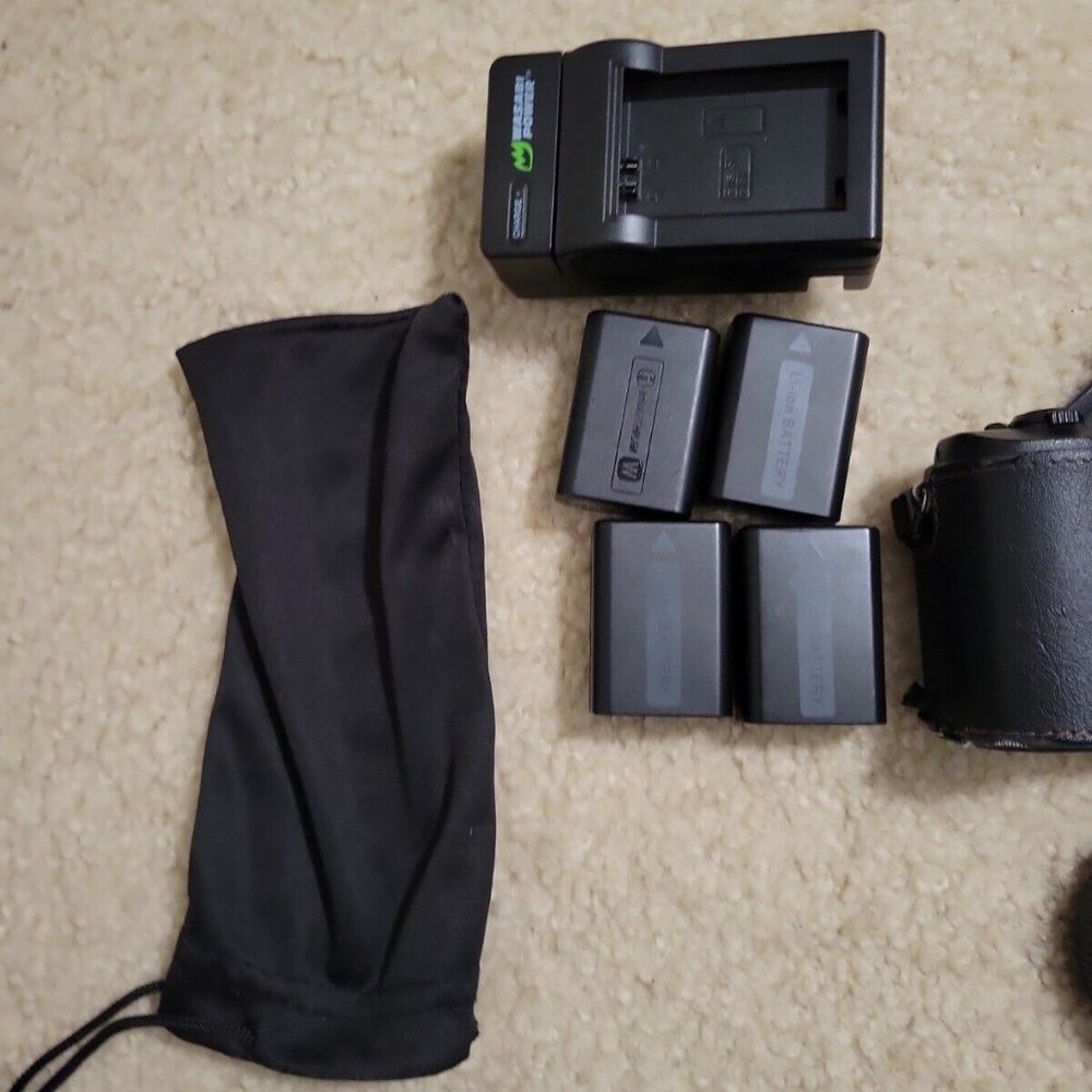 Sony Alpha A5100 24.3MP Digital Camera - Black Canon 50mm f1.8 FD Lens + extras - Picture 2 of 6